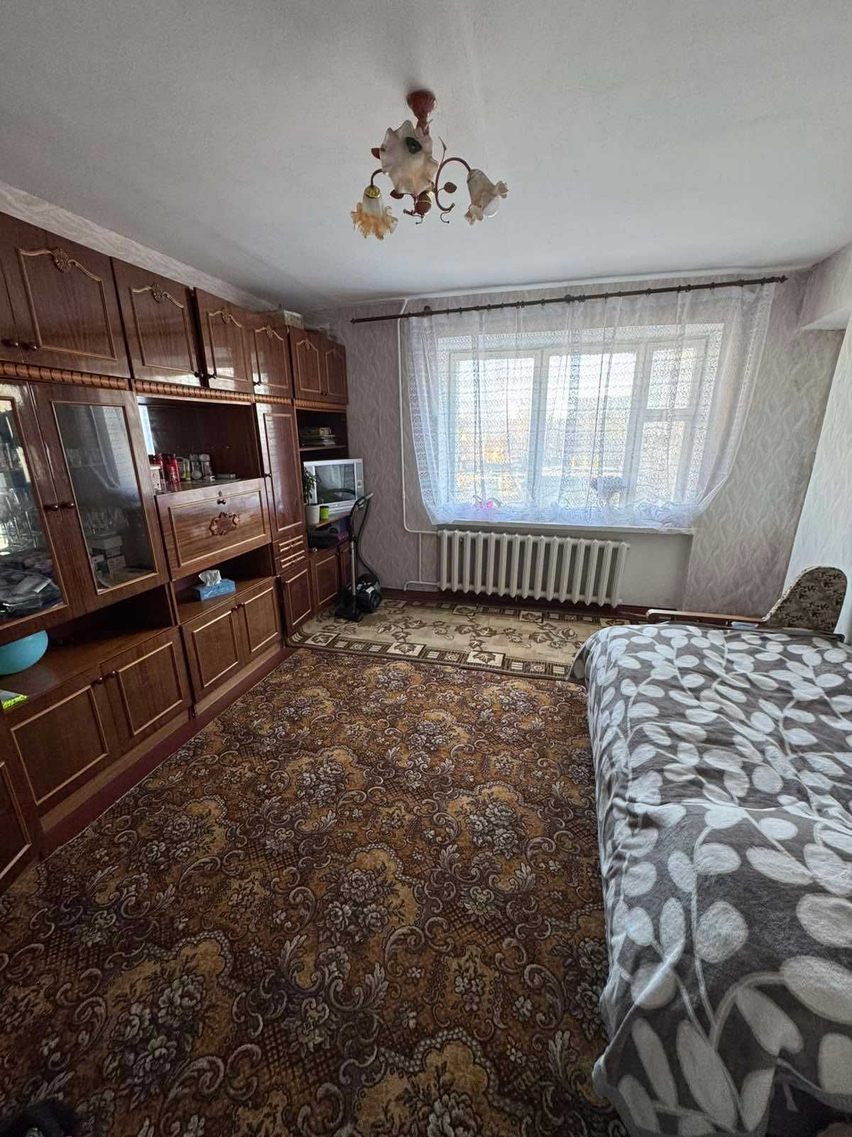 Продається 2 - х кімнатна квартира у центрі міста(біля льонокомбінату)