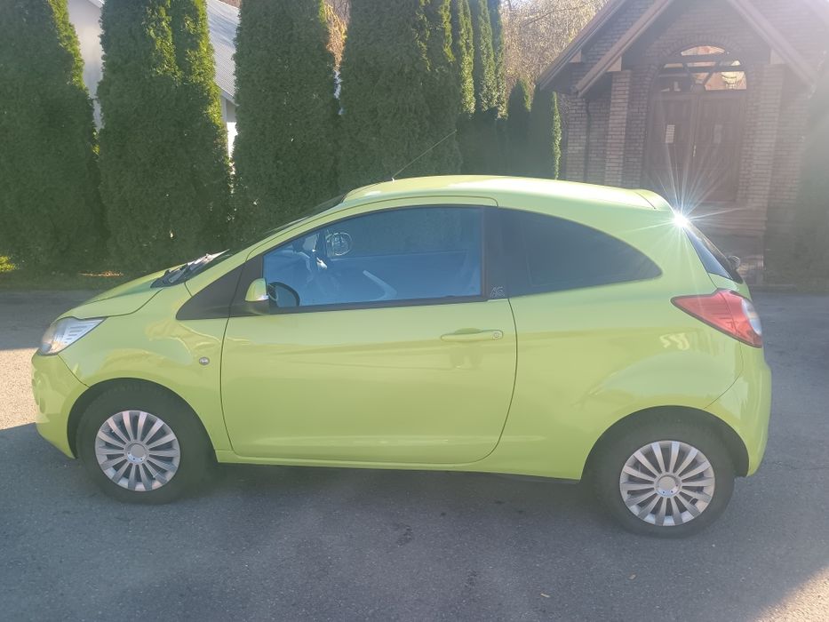 Sprzedam samochód osobowy marki FORD ka