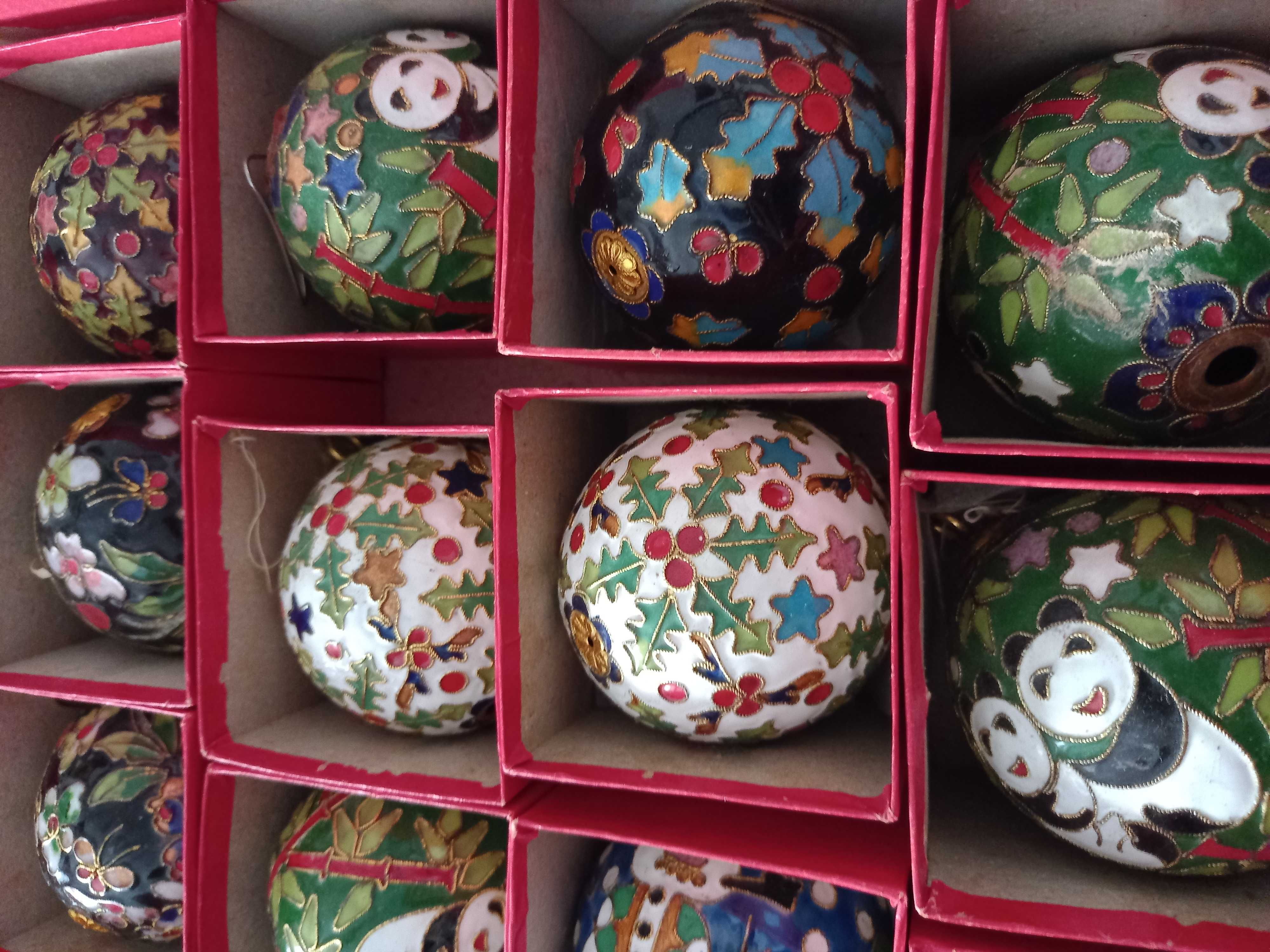 Bolas decorativas em cloisonné