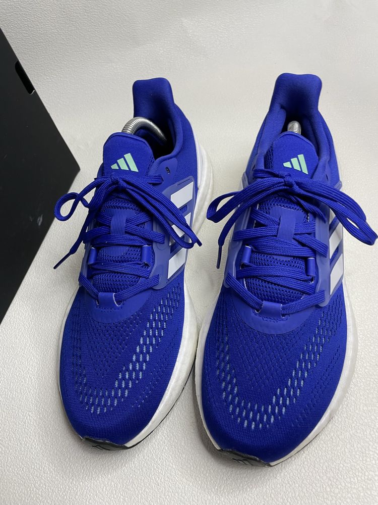 Кросівки фірмові Adidas PureBoost22 Розмір 41