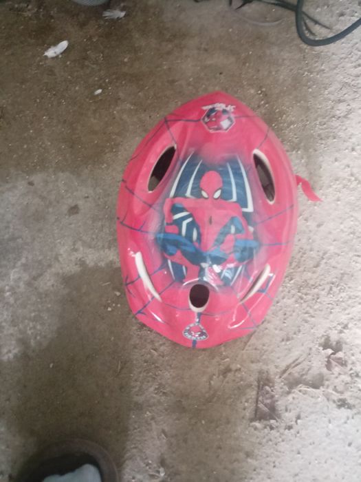 Kask dla dzieci bajkowy