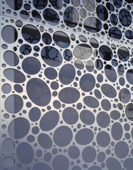 Металлические декоративные перегородки