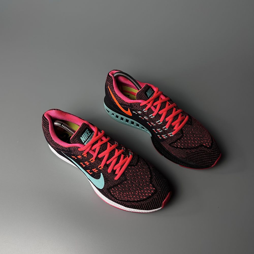 Buty Nike Zoom Structure 18 Rozmiar: EU 40.5