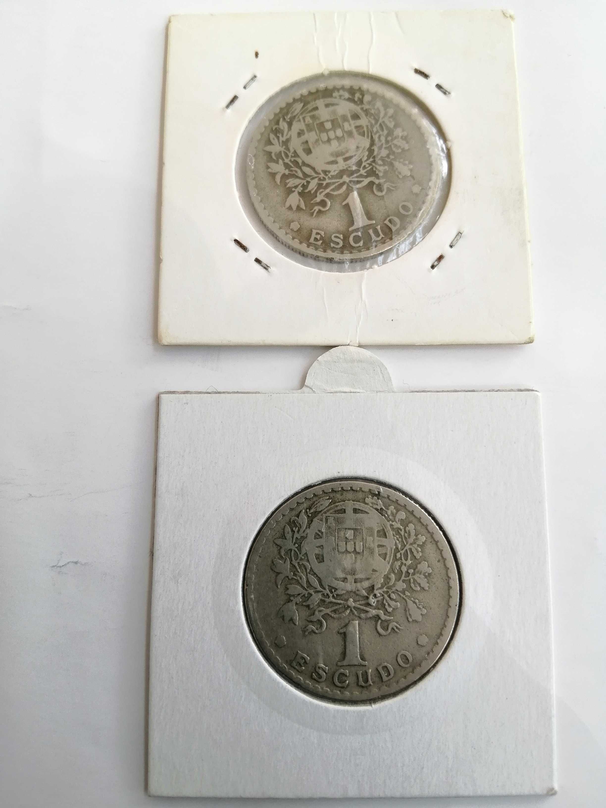 Moedas de 1 escudo de alpaca, 1939 e 1944.