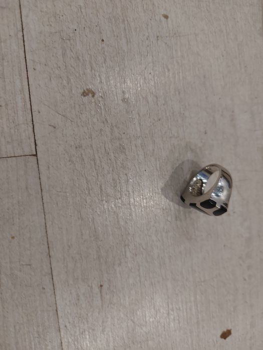 Sprzedam sygnet-pierścionek srebro