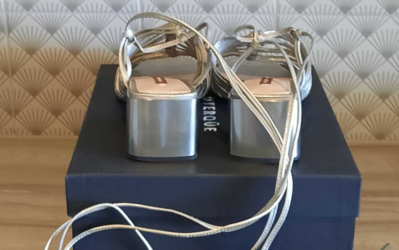 Uterque/Massimo Dutti srebrne sandały wiązane skóra r. 39
