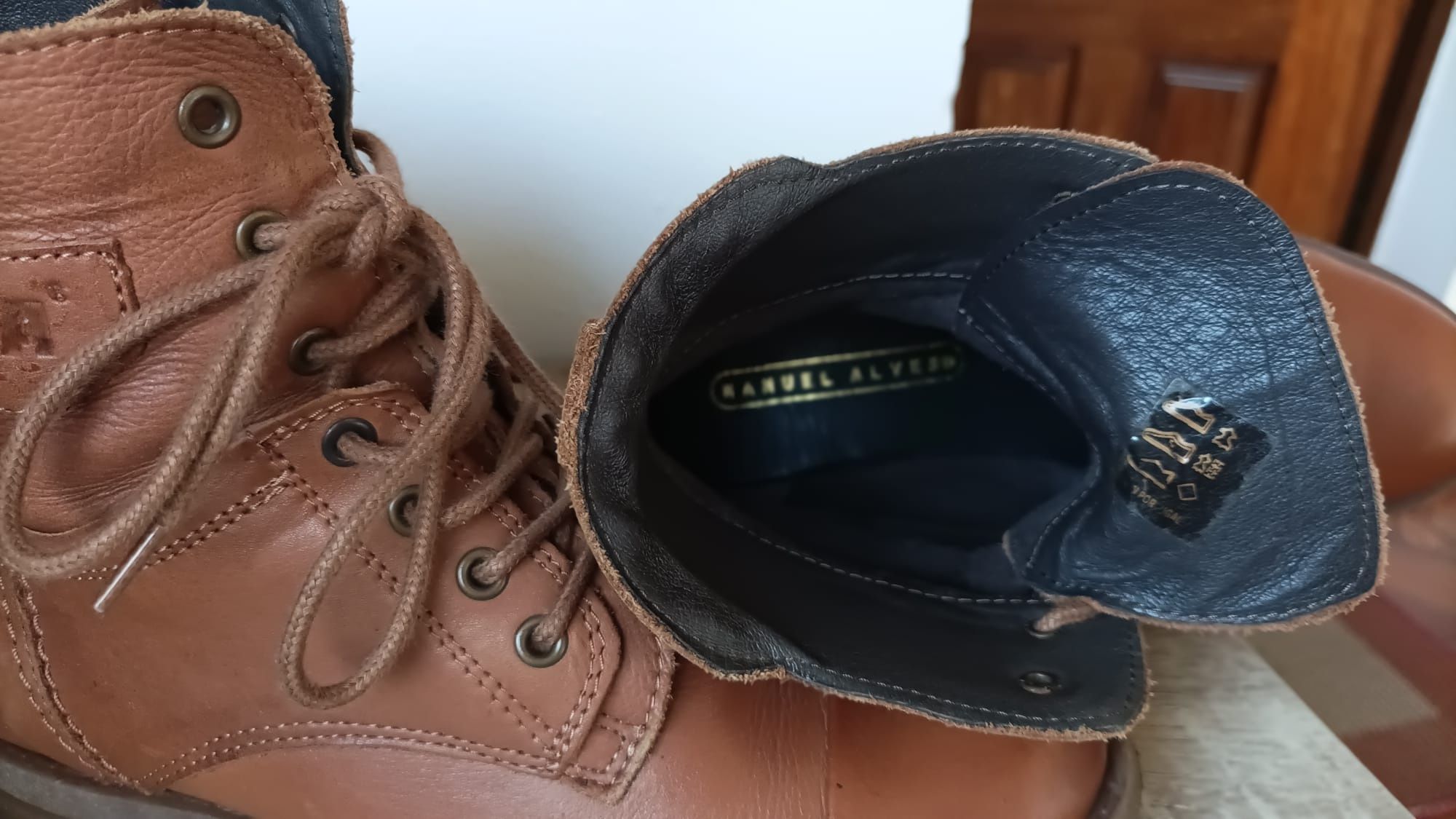 Botas pele- made in Portugal