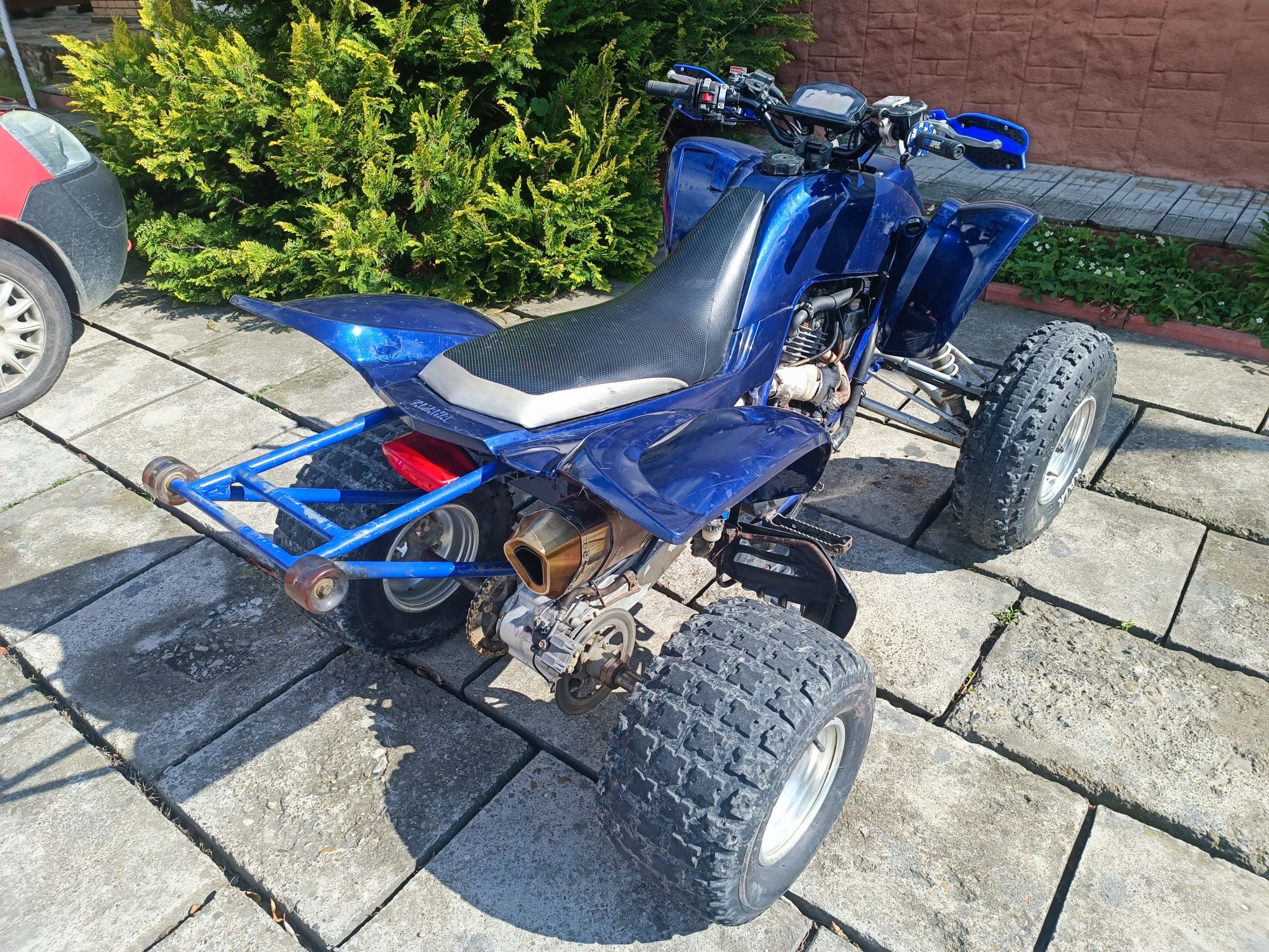 Yamaha Raptor 660