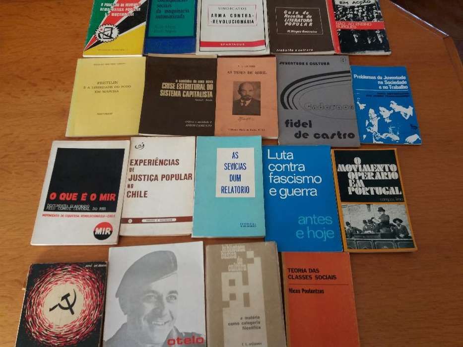 Livros de cariz politico-revolucionário muito raros e antigos