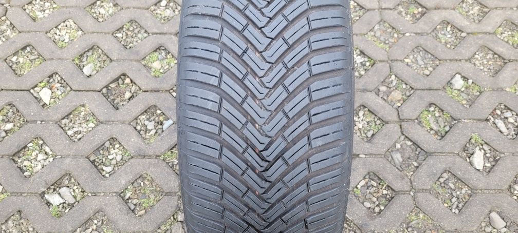 225/55r16 99V XL Continental AllSeasonContact  z 2023r ładna!