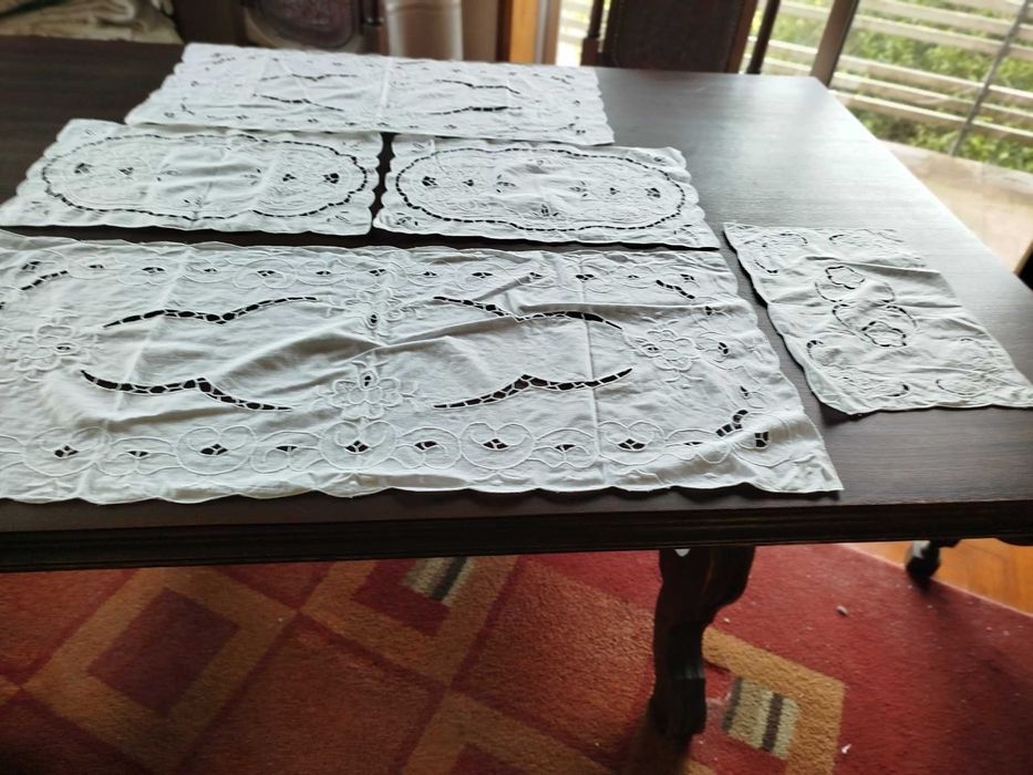 Conjunto de quarto ou sala bordado a máquina