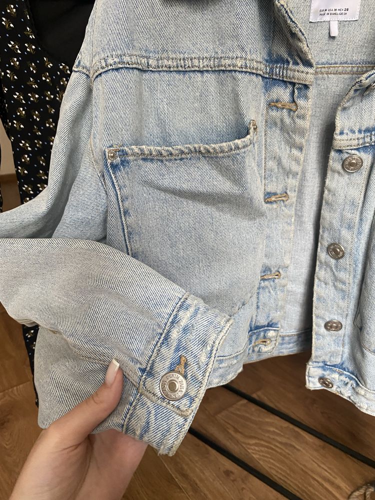 Укорочена джинсовка zara