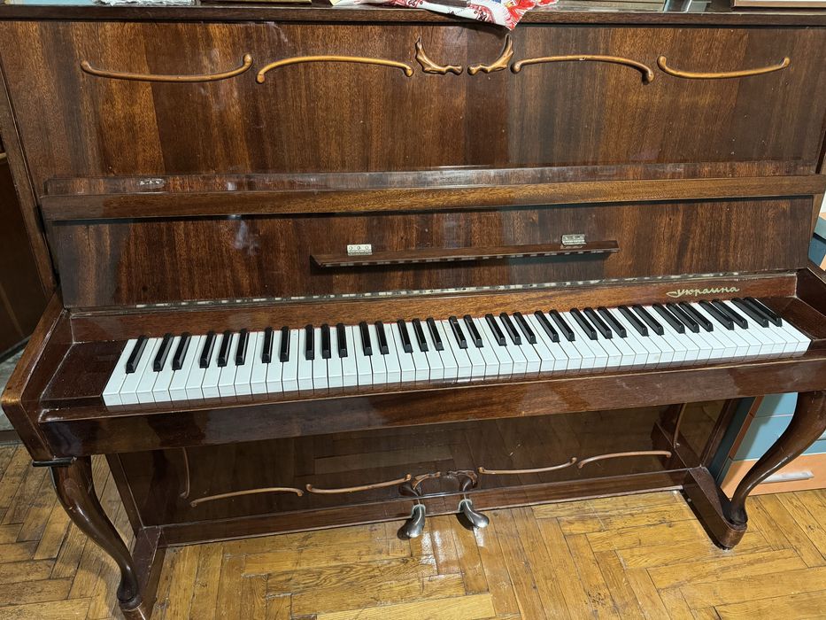 Піаніно Україна в іеальному стані