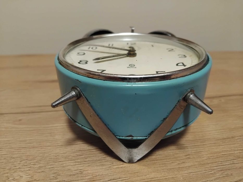Poltik budzik polski zegar ponad 50 letni sprawny