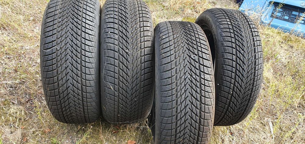 Opony 4szt Goodyear extra gripp 225/55r17 zima 23rok nowe