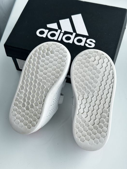 Дитячі кросівки Adidas 22р.