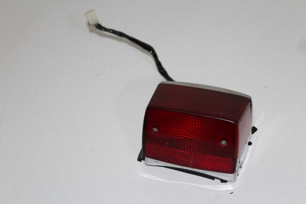 SUZUKI SAVAGE LS 650 lampa tylna TYŁ