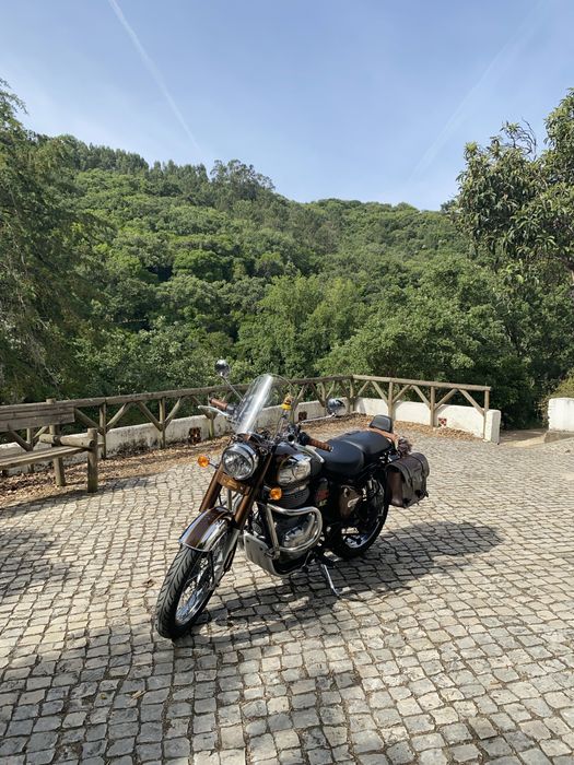 Royal Enfiel Classic 350