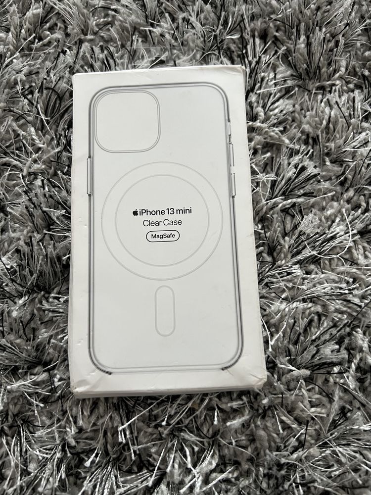 Etui Apple z MagSafe do iPhone 13 mini