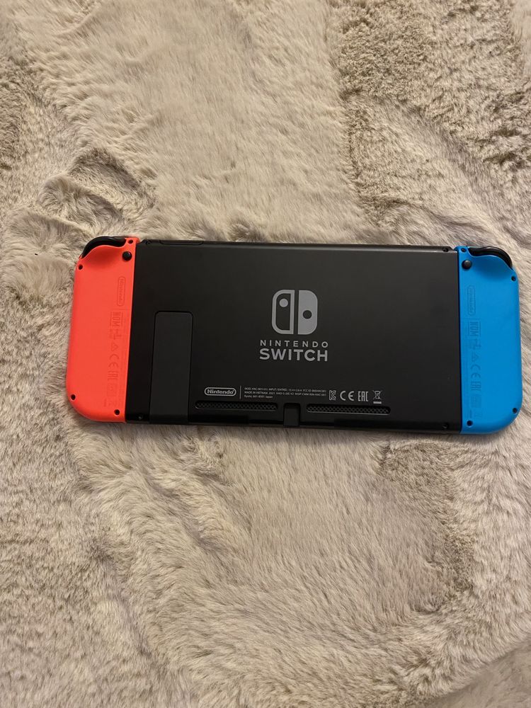 Nintendo Switch + comando