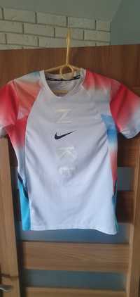 Koszulki Nike T-shirty