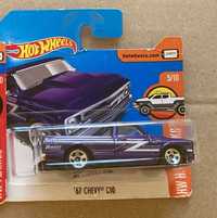 Hot Wheels - 67 Chevy C10