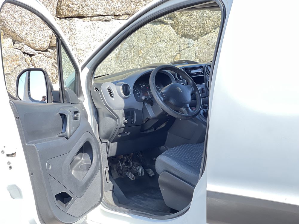 Peugeot Partner 1.6 HDI 3 Lugares L2