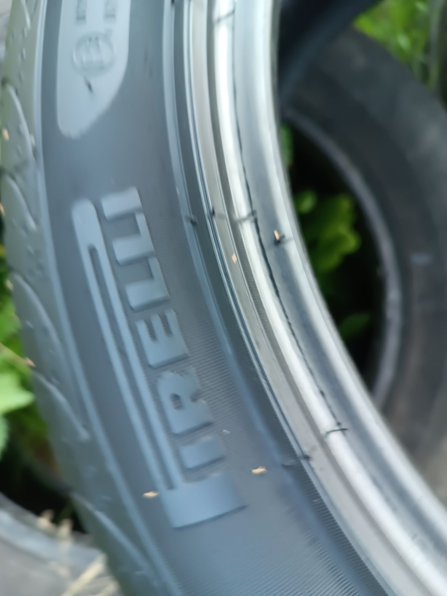 Sprzedam Oponę pojedyńczą 225/45 r17 Pirelli