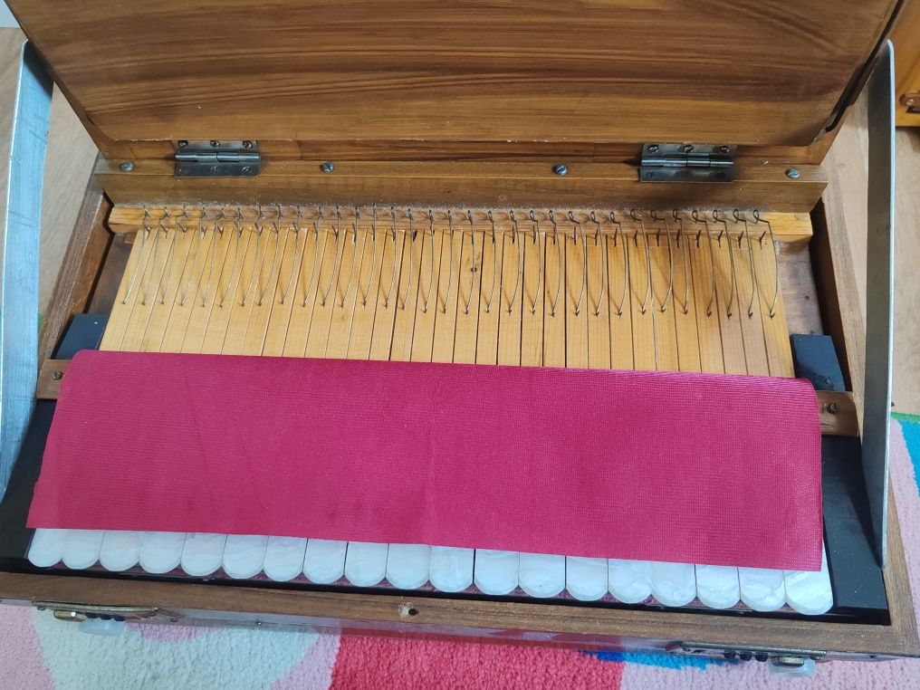Harmonium Indiano compacto vintage afinado
