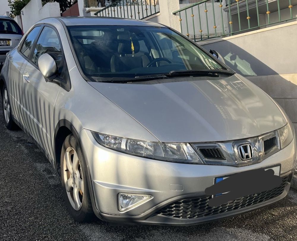 Vendo Honda Civic 1.4 a gasolina, poucos Kms