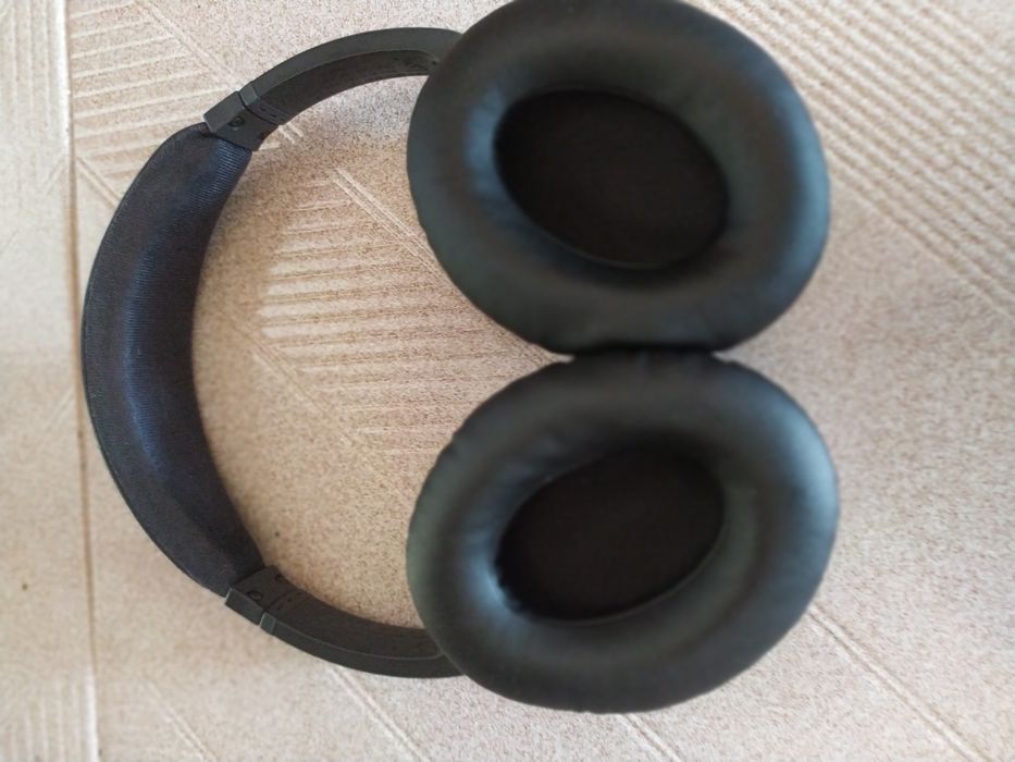 QuietComfort® 2 Acoustic Noise Cancelling® headphones