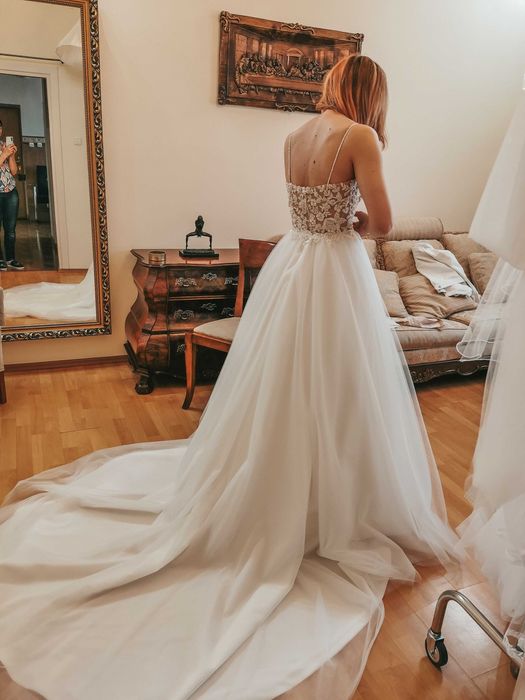 Suknia ślubna, księżniczka, tren