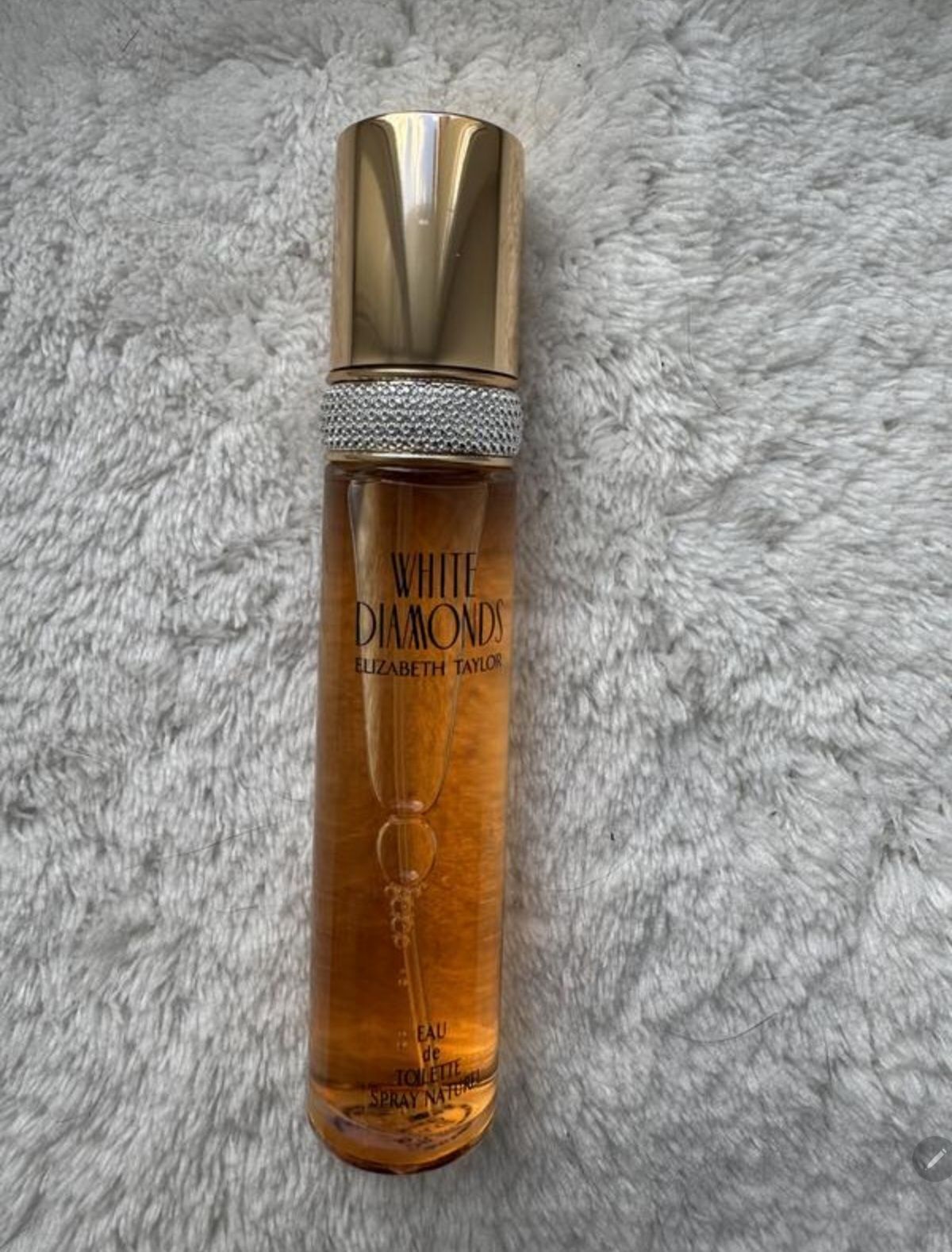 Жіночий аромат Elizabeth Taylor White Diamonds.