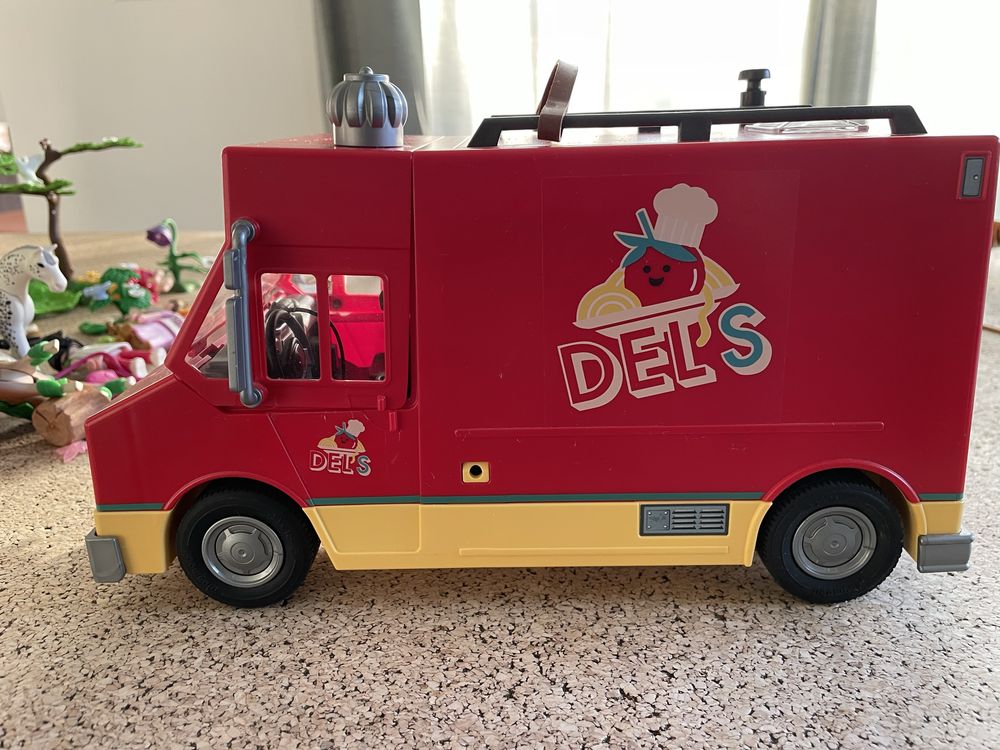 Playmobil 70075 Food Truck Del'a