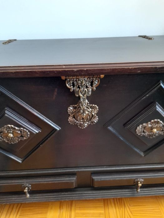 Arca/baú madeira maciça