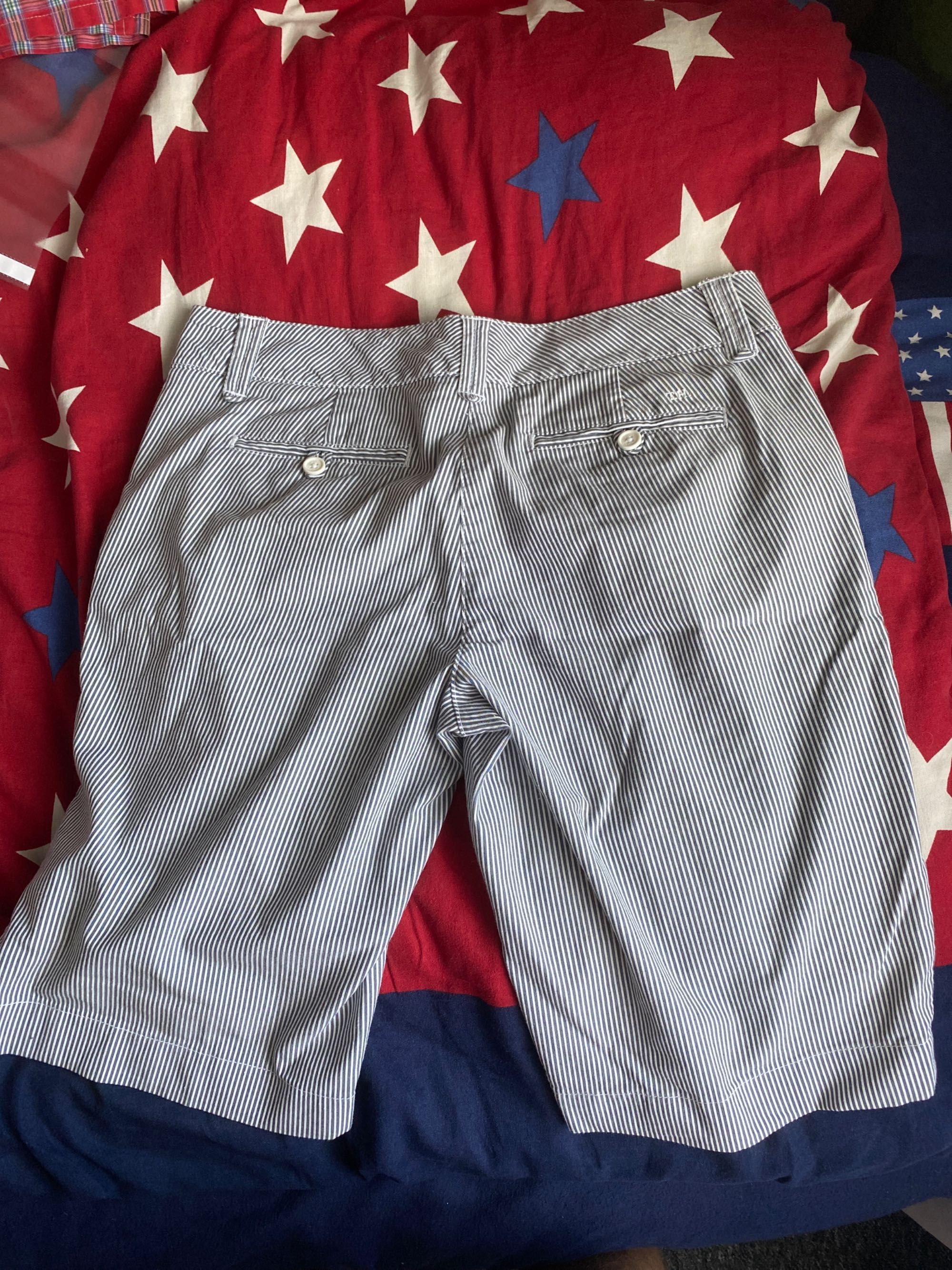 Krótkie spodenki szorty w paski Tommy Hilfiger M