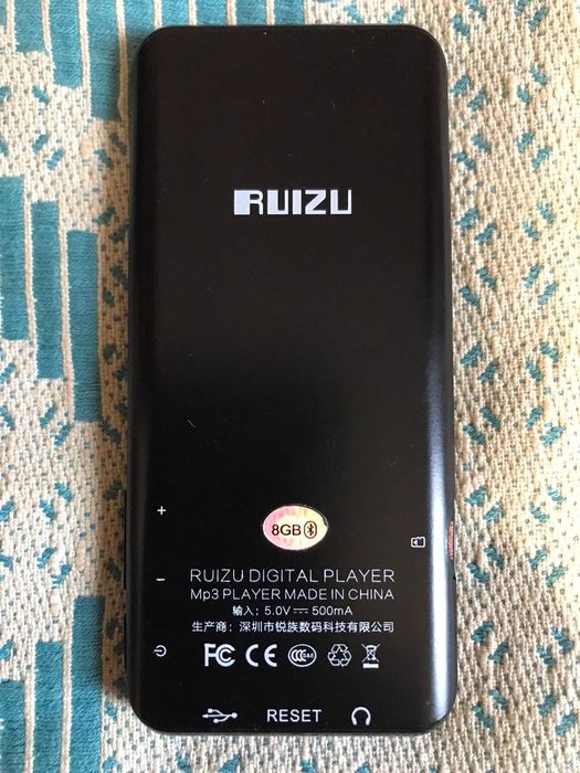 MP3/Hi-Fi плеєр Ruizu D25. 8 Gb. Bluetooth. Добрий стан.