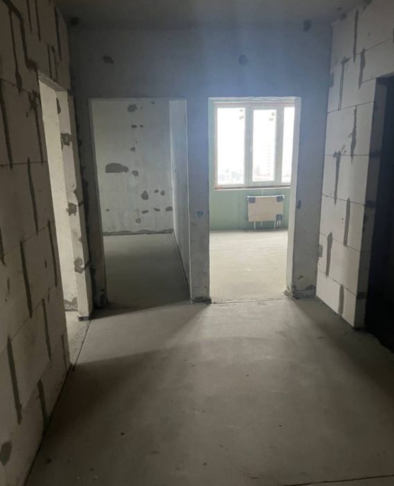 3 комн. Кв. Скай Сити Варненская 87 КВ.м 11 эт