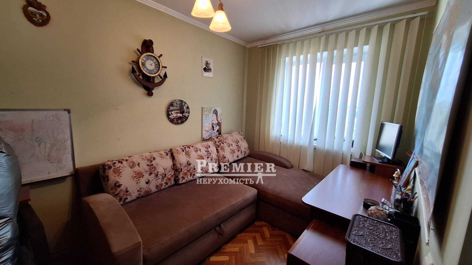 Продається 2 поверх. будинок у передмісті Чорноморська.