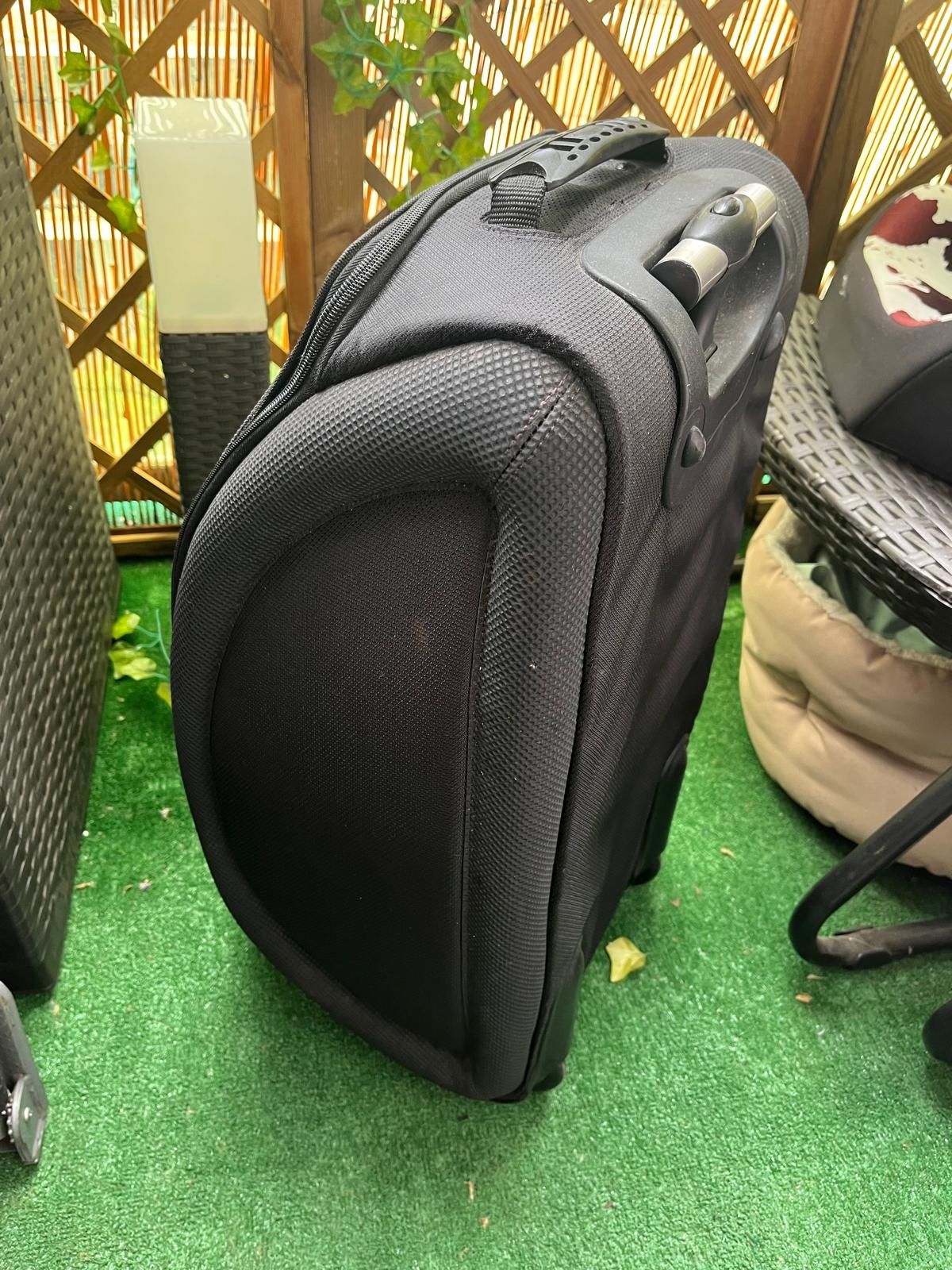 DUCATI - sztywna walizka 60cm x 30-35