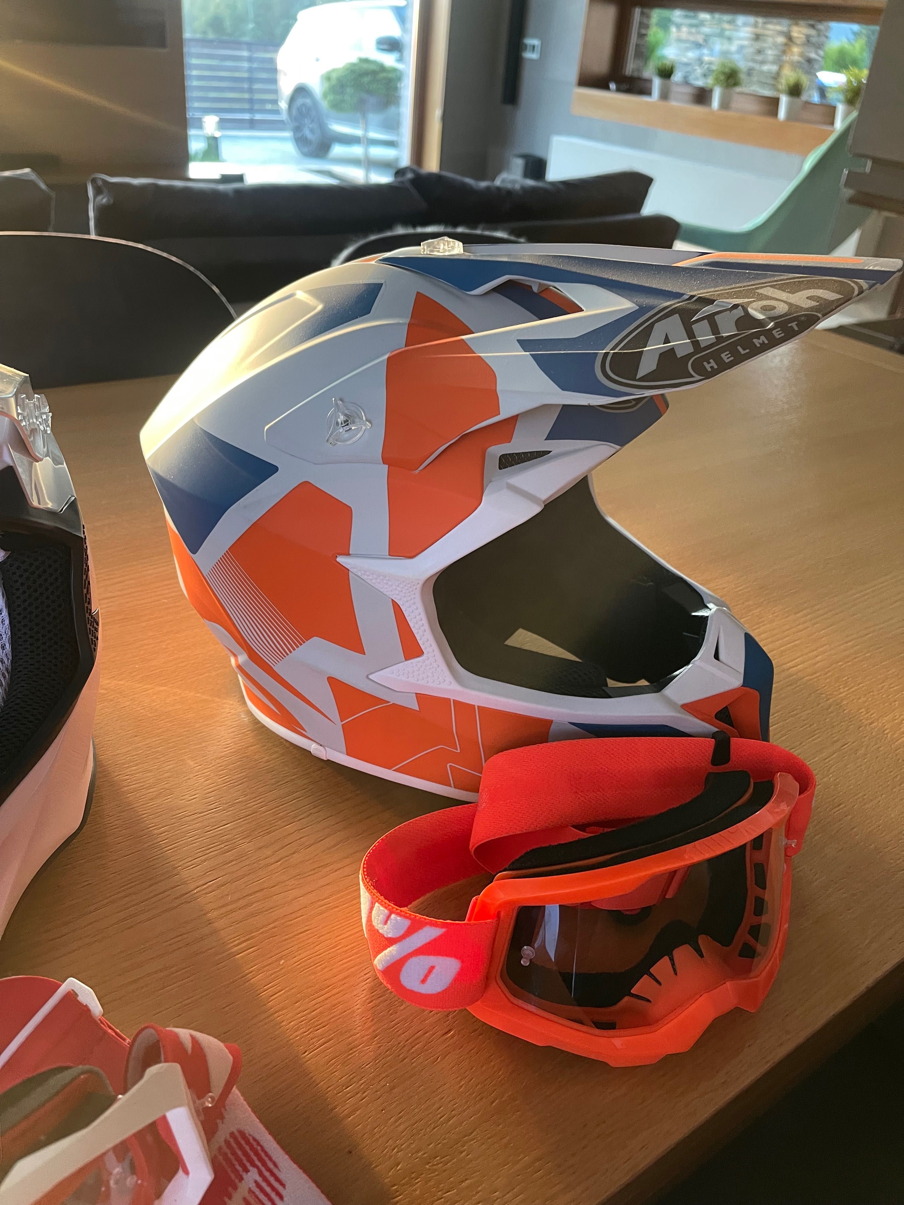 Kask AIROH Twist 3 Dizzy Blue/Red Gloss