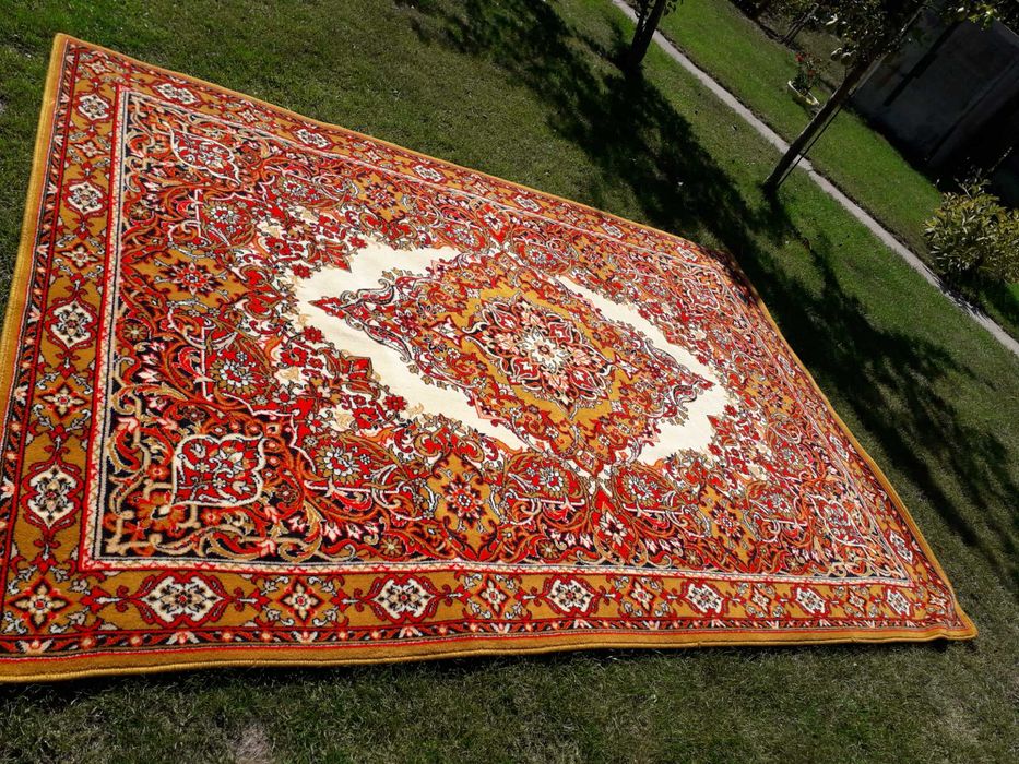 Жаккардовый ковер двухполотный