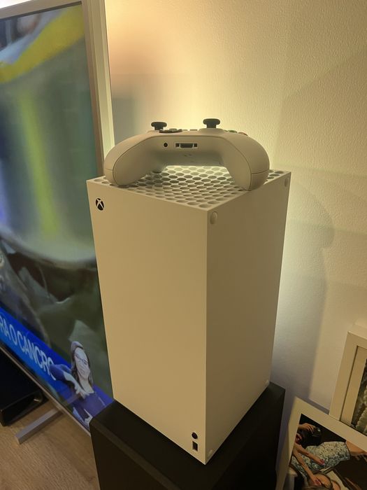 Xbox Series X 1TB – EDIÇÃO BRANCA – COMO NOVA