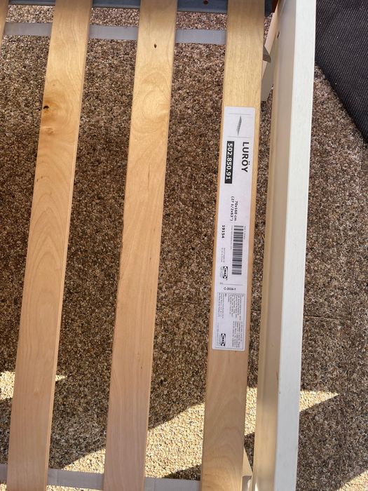 Duas camas de criança