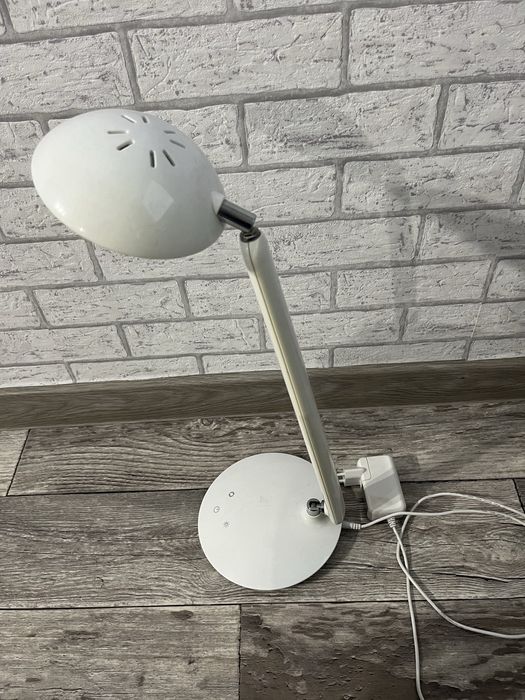 Lampka biurkowa led dotykowy panel zmienne swiatlo uzywana