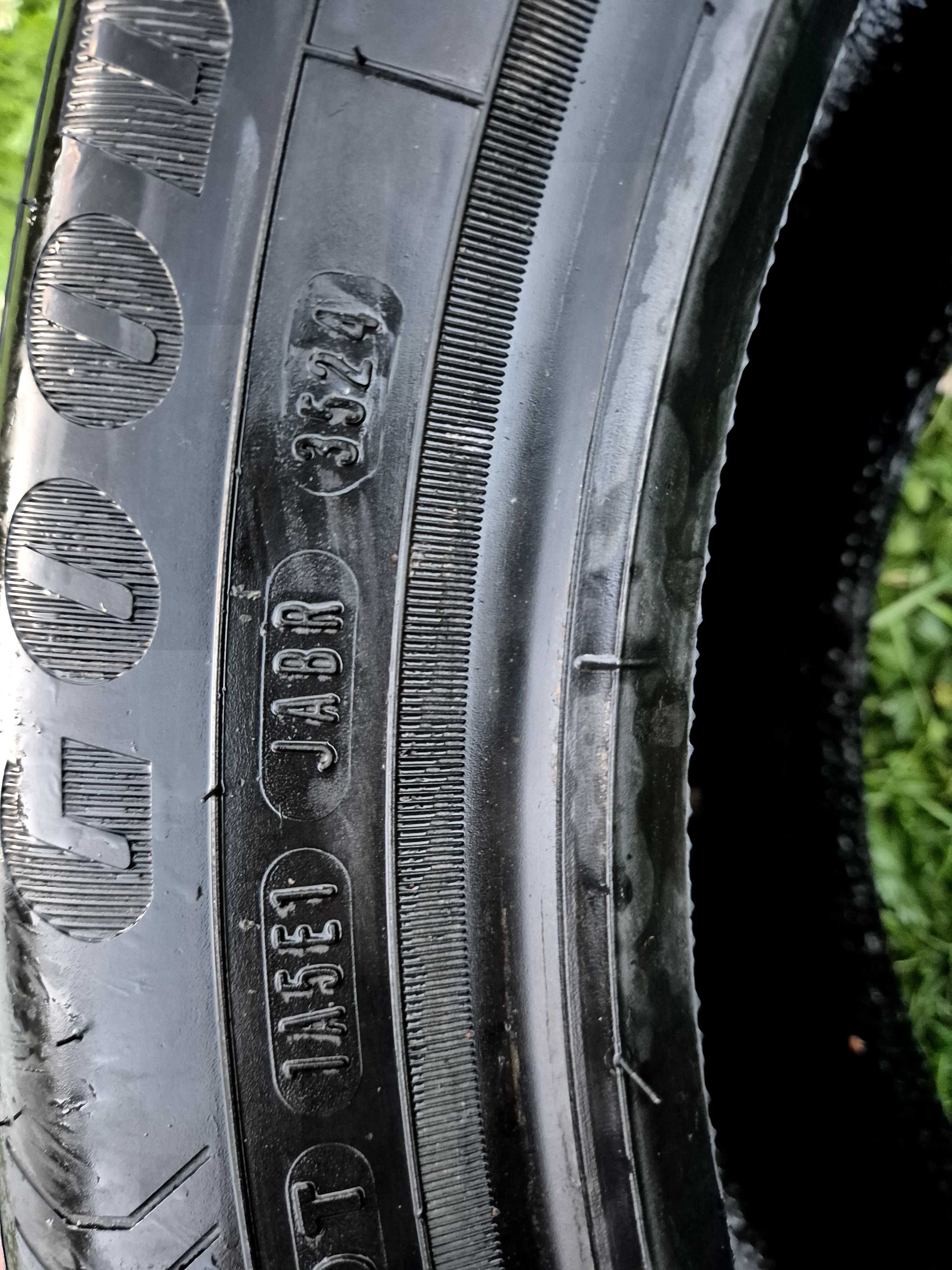 Jak nowa ! Efficient grip performenc 205 55 r17 2024 z zapasu.