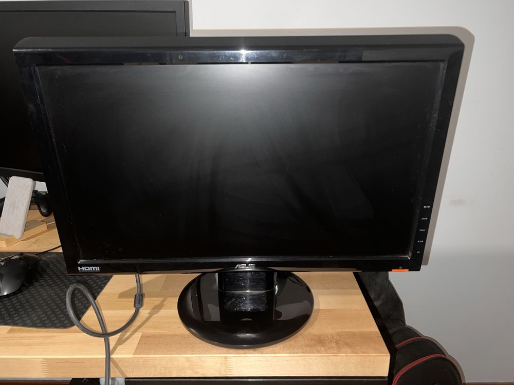 Monitor /ecra ASUS