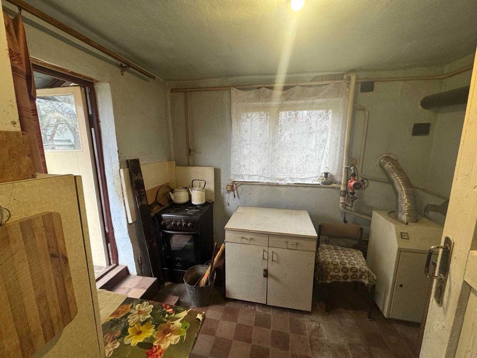 Продаю домик в Р. Урочище возле реки ост.АТБ и1