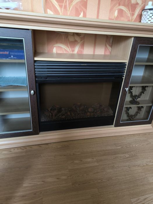 Камін електричний с тумбою