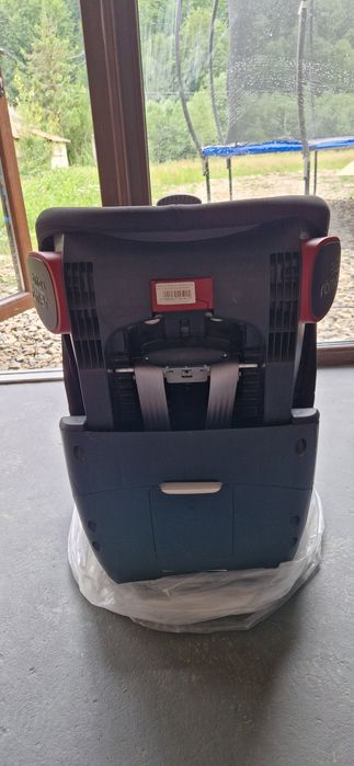 Продам автокрісло дитяче 9-18кг Britax Romer King II